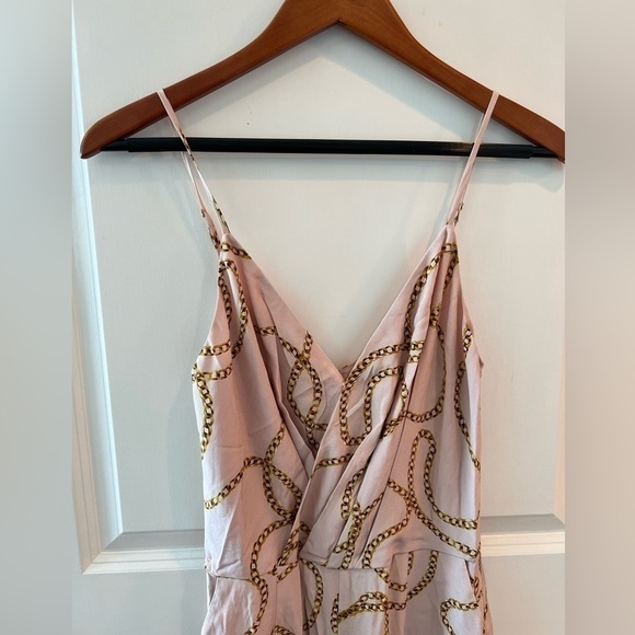 L'AGENCE Silk Pink Chain Print Chiara Wide Leg Jumpsuit NWT - Picture 2 of 16